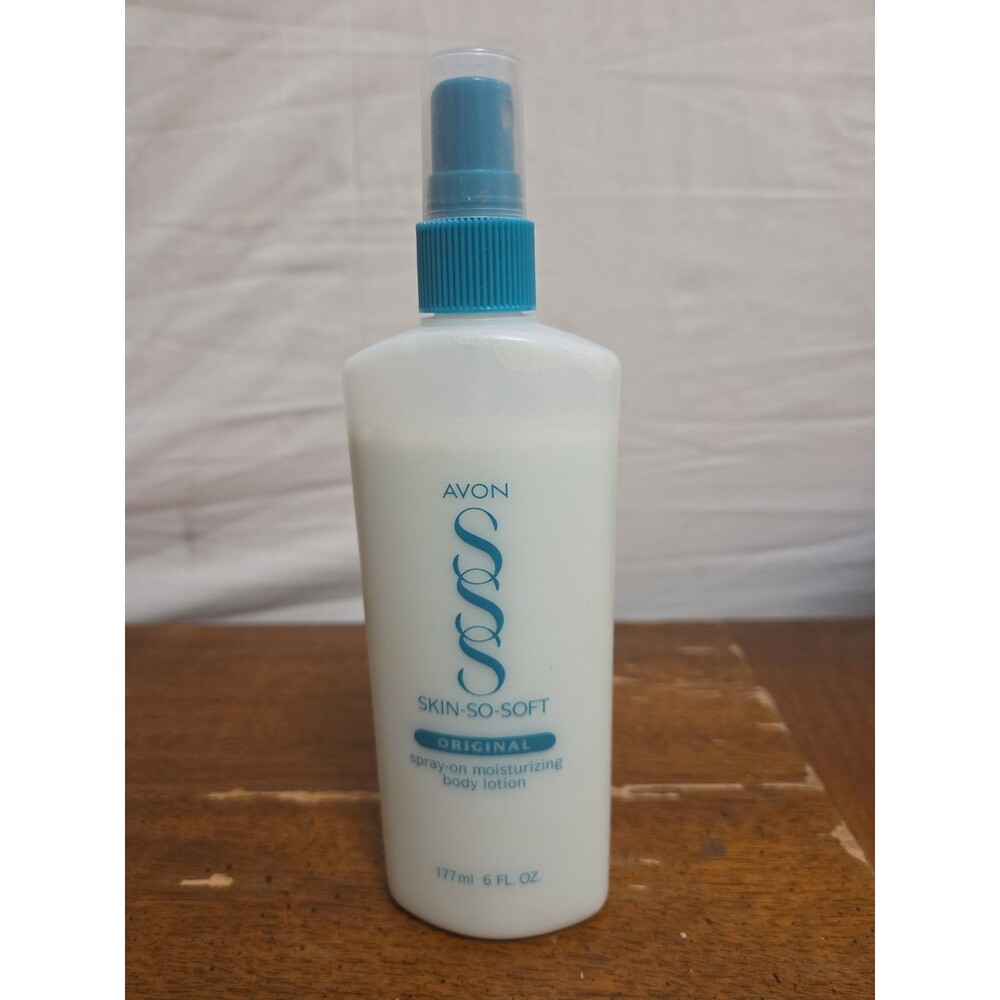 Avon SSS Skin So Soft Original Spray On Moisturizing Body Lotion 6 Oz 90% 1997